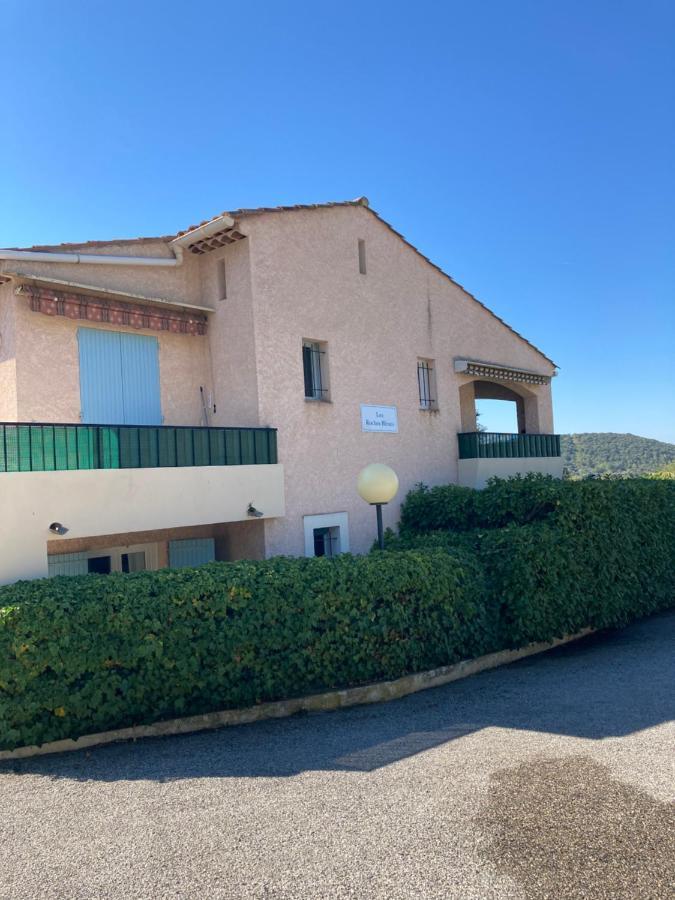 T2 Classe 2* Calme Au Coeur Du Village Provencale Gréoux-les-Bains Exterior foto